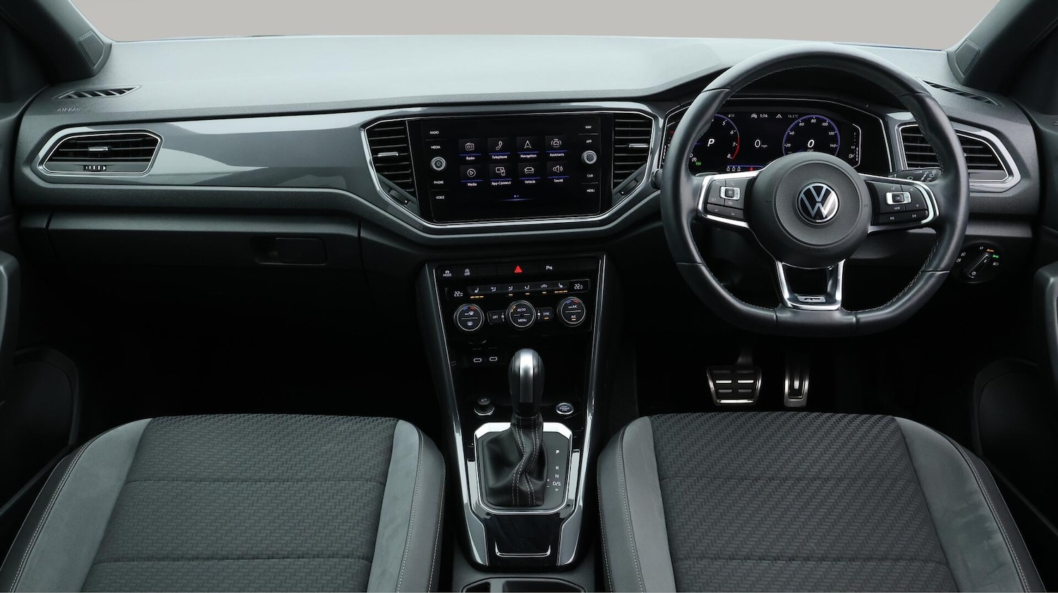Used Volkswagen T-Roc 2021 for sale - 76153125: Photo 14