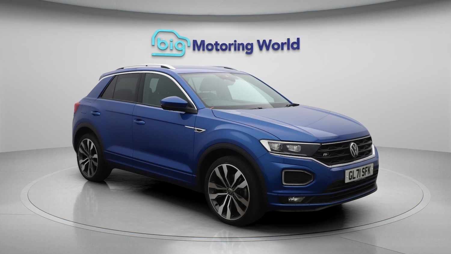 Used Volkswagen T-Roc 2021 for sale - 76153125: Photo 2