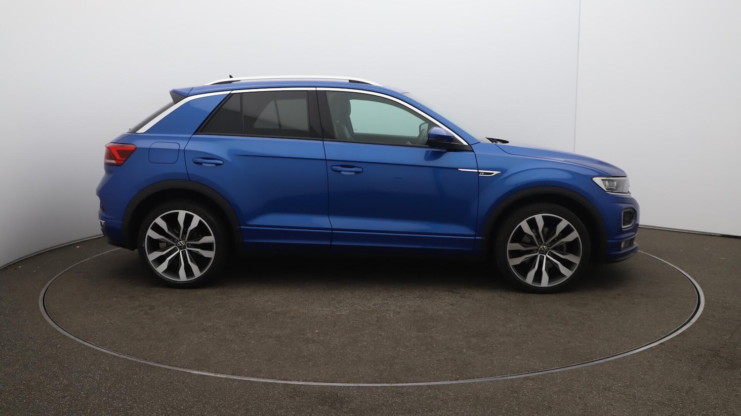Used Volkswagen T-Roc 2021 for sale - 76153125: Photo 50