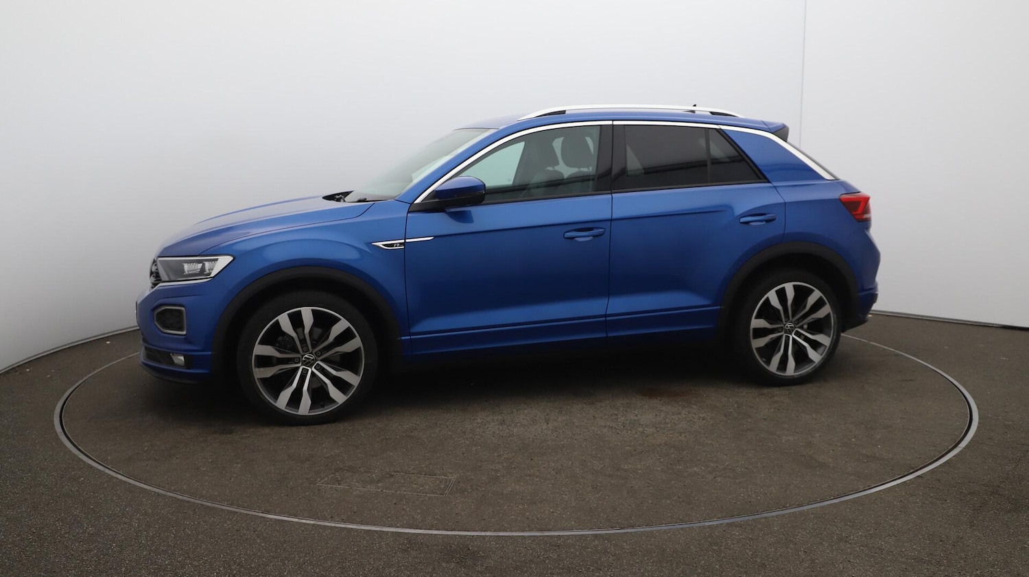 Used Volkswagen T-Roc 2021 for sale - 76153125: Photo 67