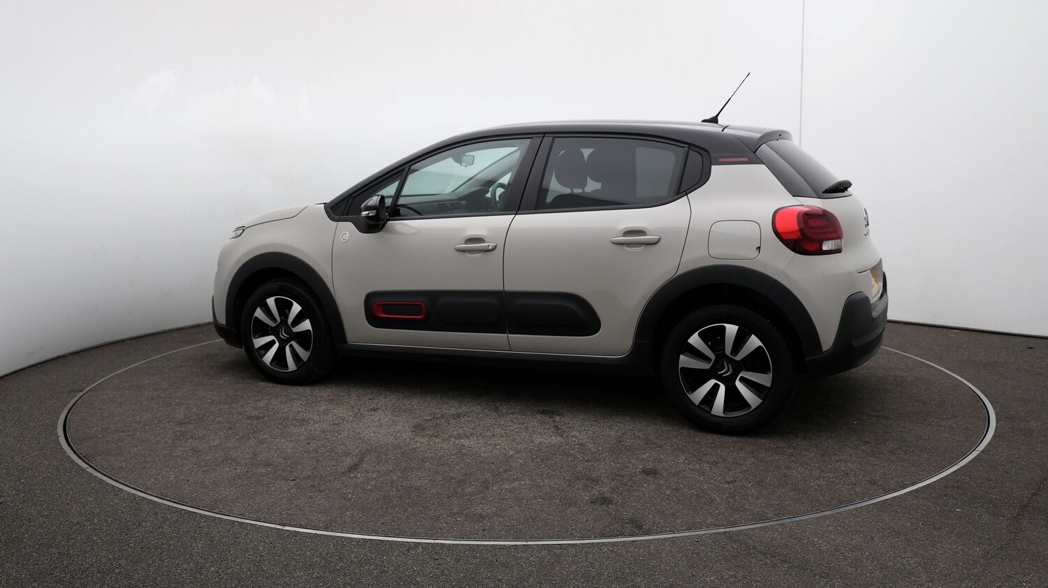 Used Citroen C3 for sale - 76811796: Photo 34