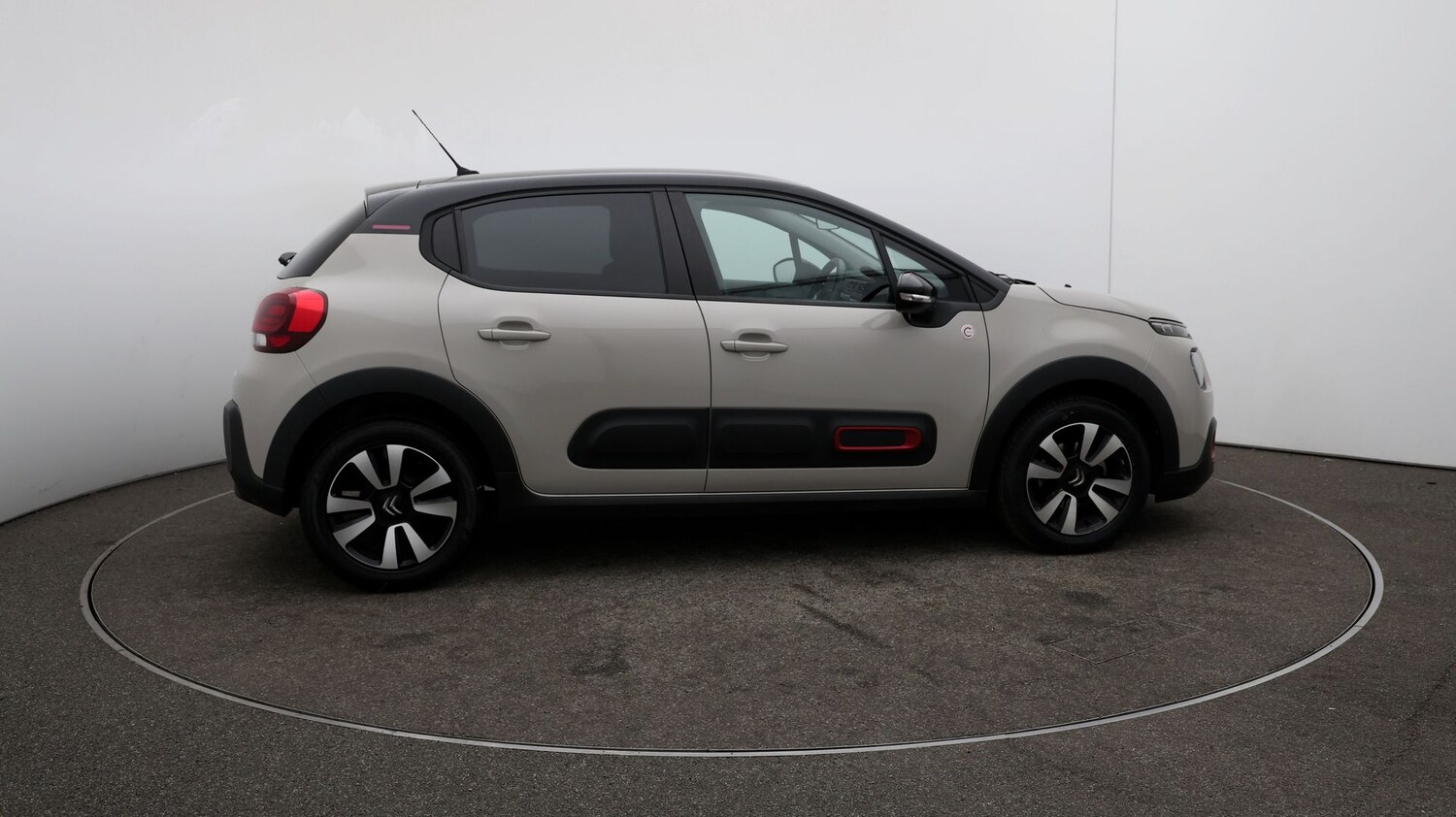 Used Citroen C3 for sale - 76811796: Photo 40