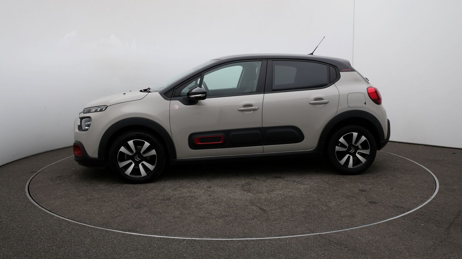 Used Citroen C3 for sale - 76811796: Photo 57