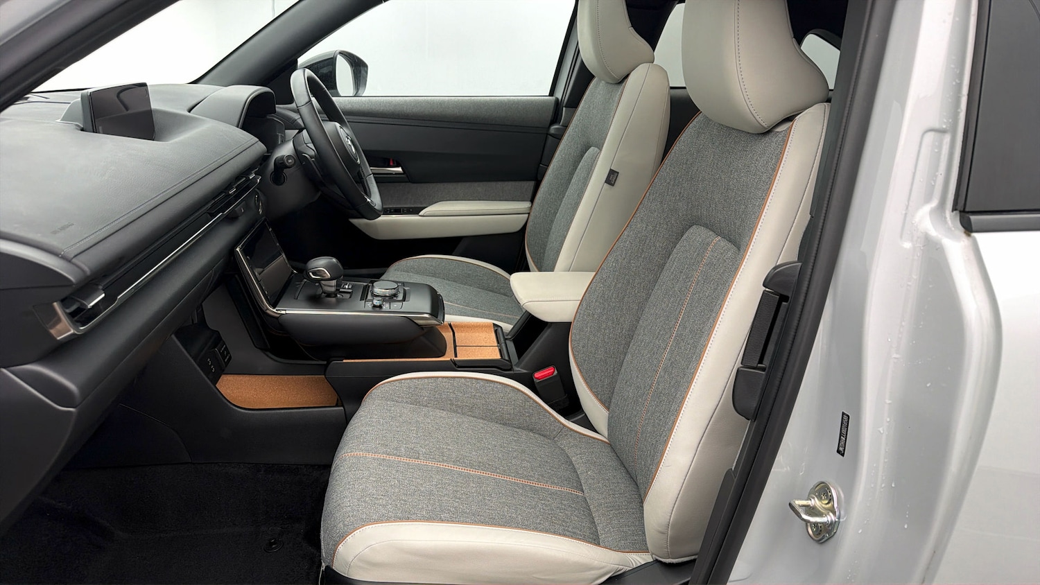 Used Mazda MX-30 2024 for sale - 77973840: Photo 13