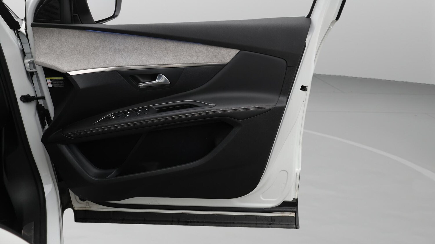 Used Peugeot 5008 2022 for sale - 76752865: Photo 16