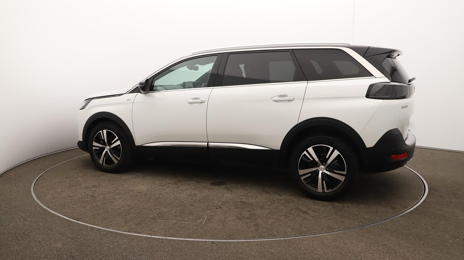 Used Peugeot 5008 2022 for sale - 76752865: Photo 53