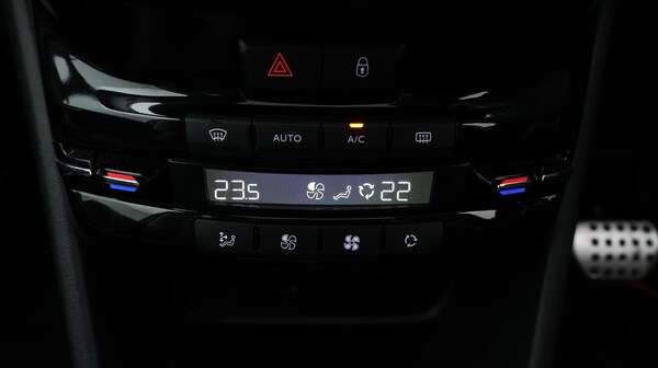Used Peugeot 2008 for sale - 76284024: Photo 13