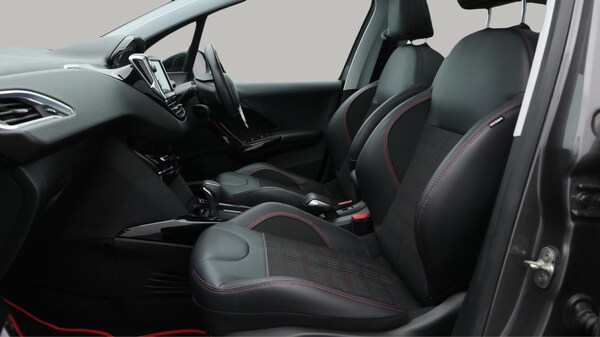 Used Peugeot 2008 for sale - 76284024: Photo 15