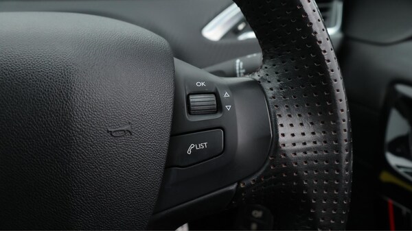 Used Peugeot 2008 for sale - 76284024: Photo 28