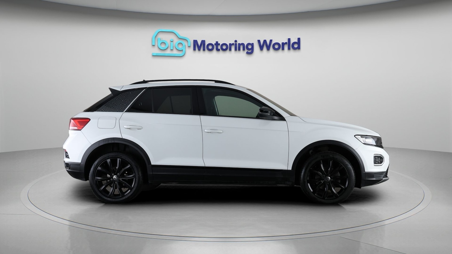 Used Volkswagen T-Roc 2021 for sale - 77935878: Photo 8