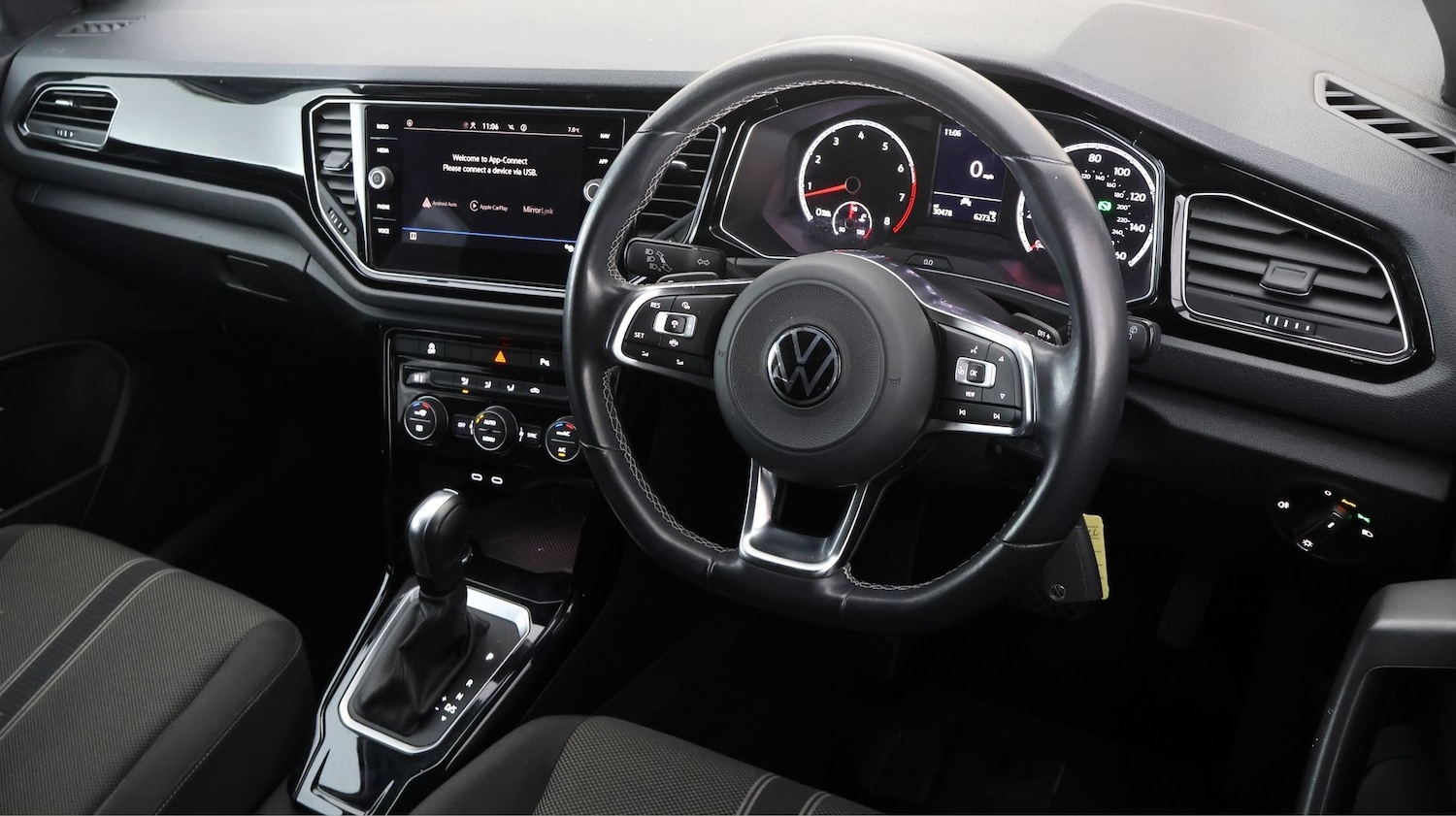 Used Volkswagen T-Roc 2021 for sale - 77935878: Photo 9