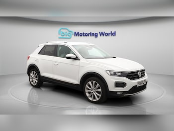 Used Volkswagen T-Roc 2018 for sale - 76059246: Photo 2