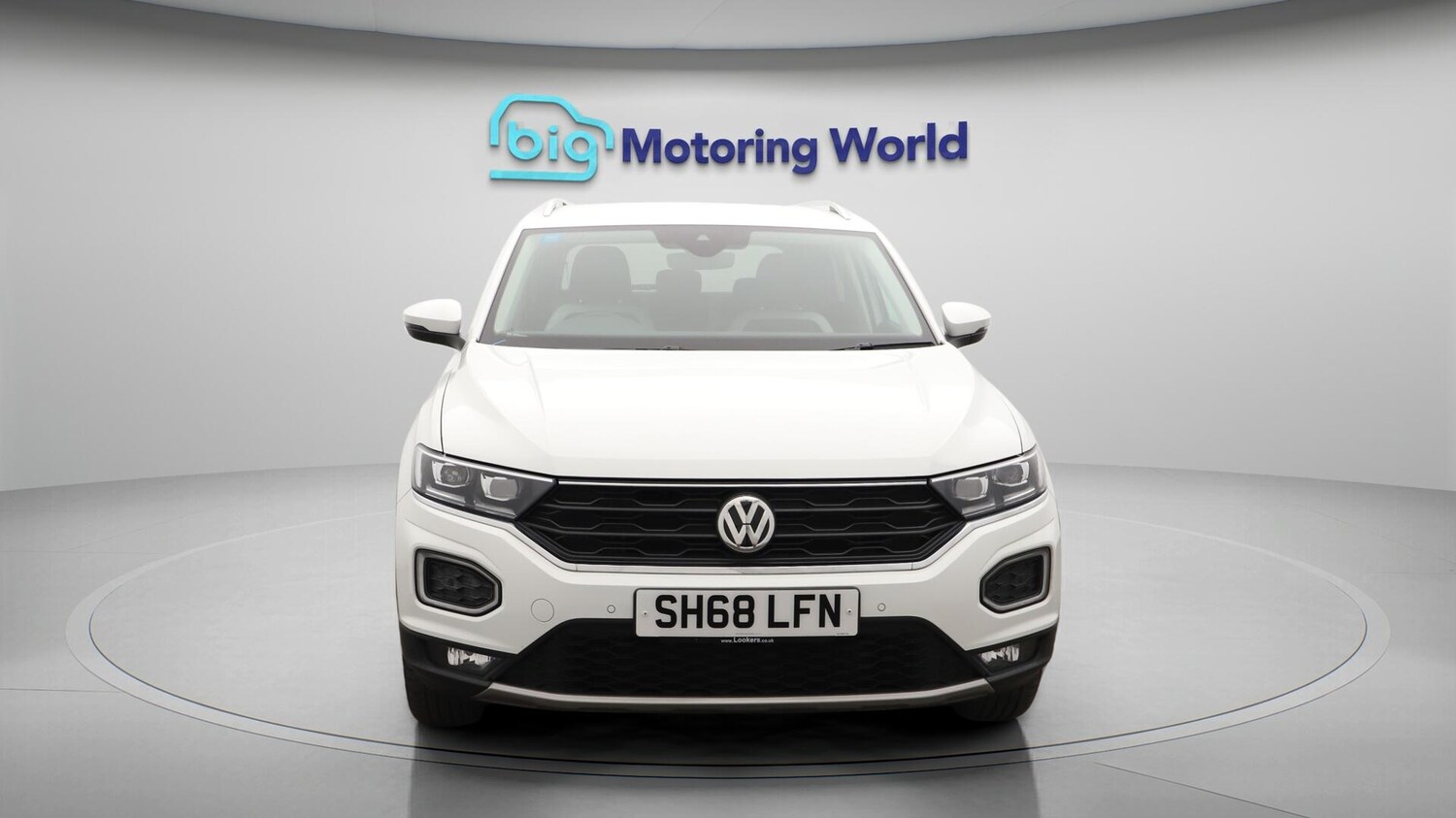 Used Volkswagen T-Roc 2018 for sale - 76059246: Photo 3
