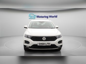 Used Volkswagen T-Roc 2018 for sale - 76059246: Photo 3