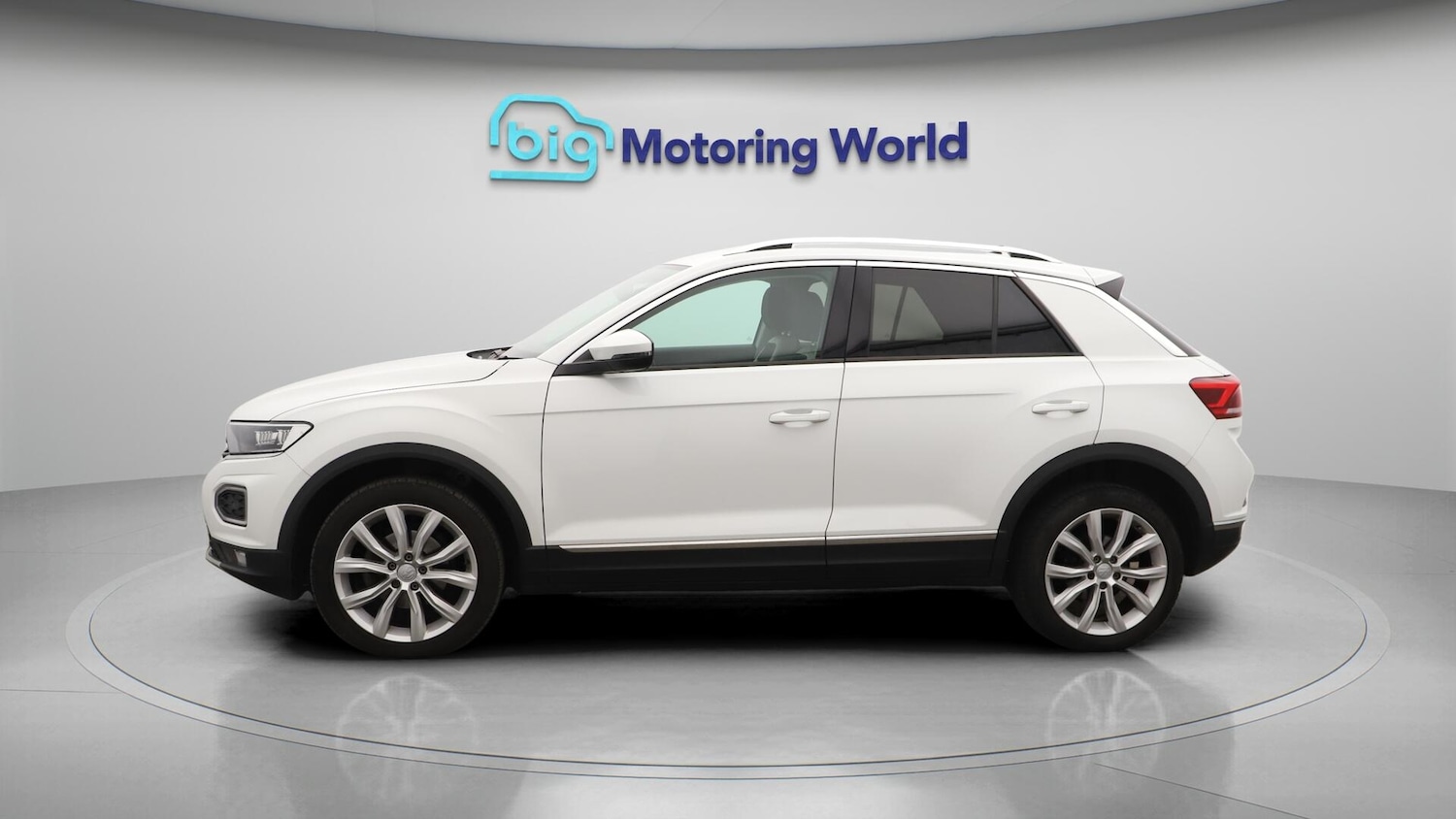 Used Volkswagen T-Roc 2018 for sale - 76059246: Photo 5