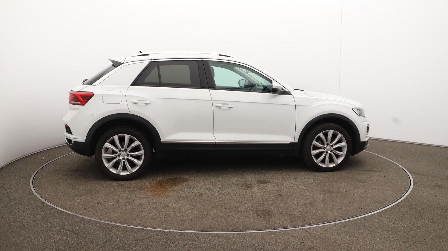 Used Volkswagen T-Roc 2018 for sale - 76059246: Photo 50