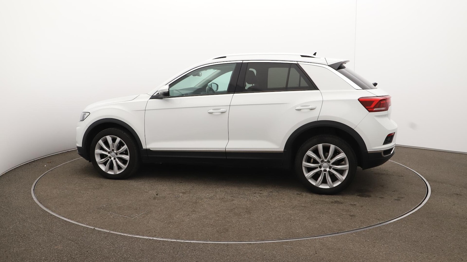 Used Volkswagen T-Roc 2018 for sale - 76059246: Photo 58