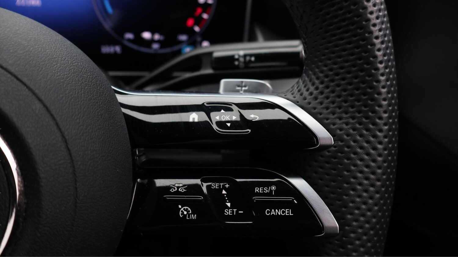 Used Mercedes-Benz GLC 2025 for sale - 77790043: Photo 25