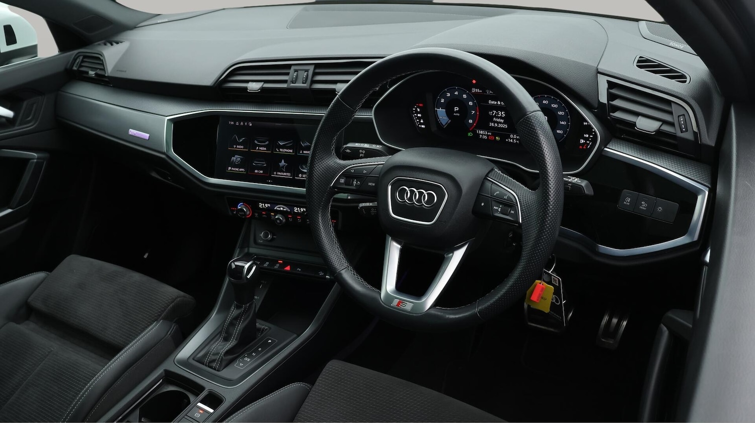 Used Audi Q3 2021 for sale - 76084040: Photo 10