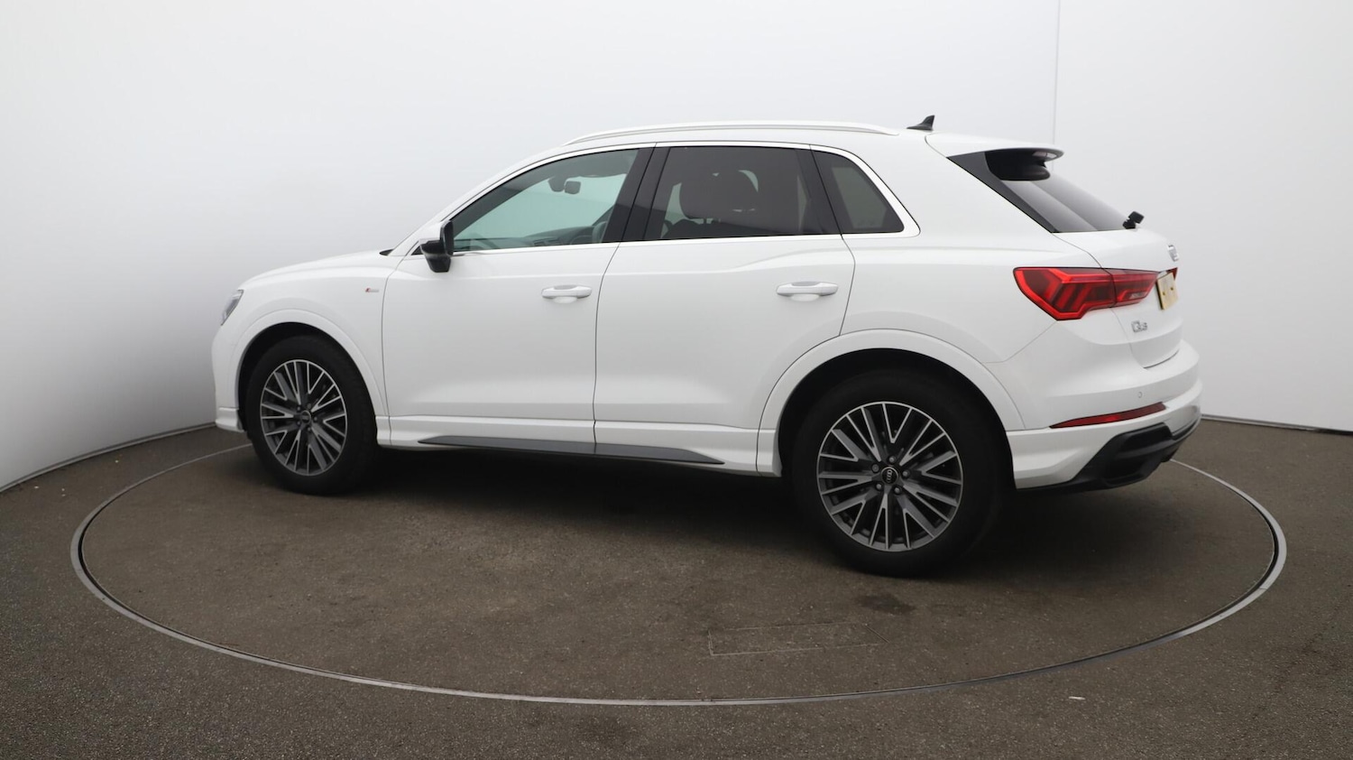 Used Audi Q3 2021 for sale - 76084040: Photo 50