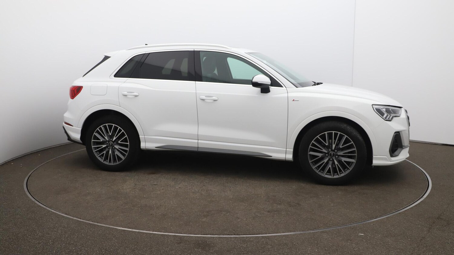 Used Audi Q3 2021 for sale - 76084040: Photo 51