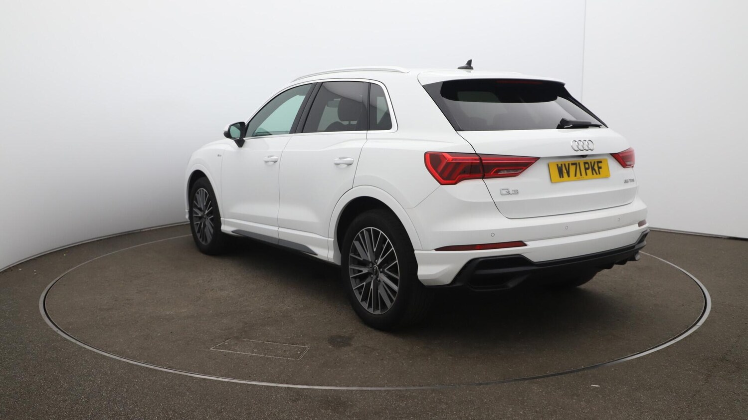Used Audi Q3 2021 for sale - 76084040: Photo 65