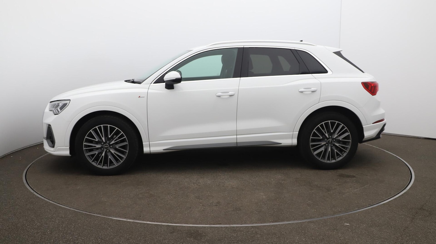 Used Audi Q3 2021 for sale - 76084040: Photo 68
