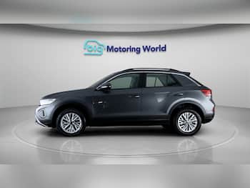 Used Volkswagen T-Roc 2023 for sale - 79307598: Photo