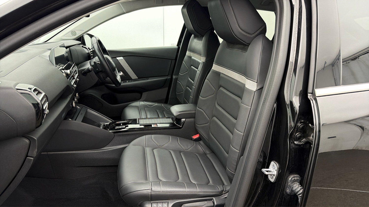 Used Citroen C4 2023 for sale - 78123831: Photo 13