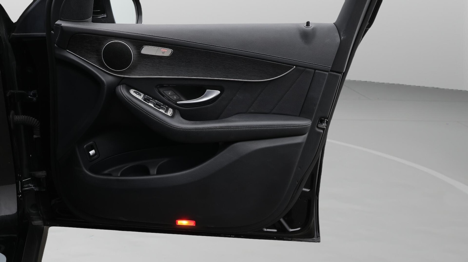 Used Mercedes-Benz GLC 2020 for sale - 76424257: Photo 16