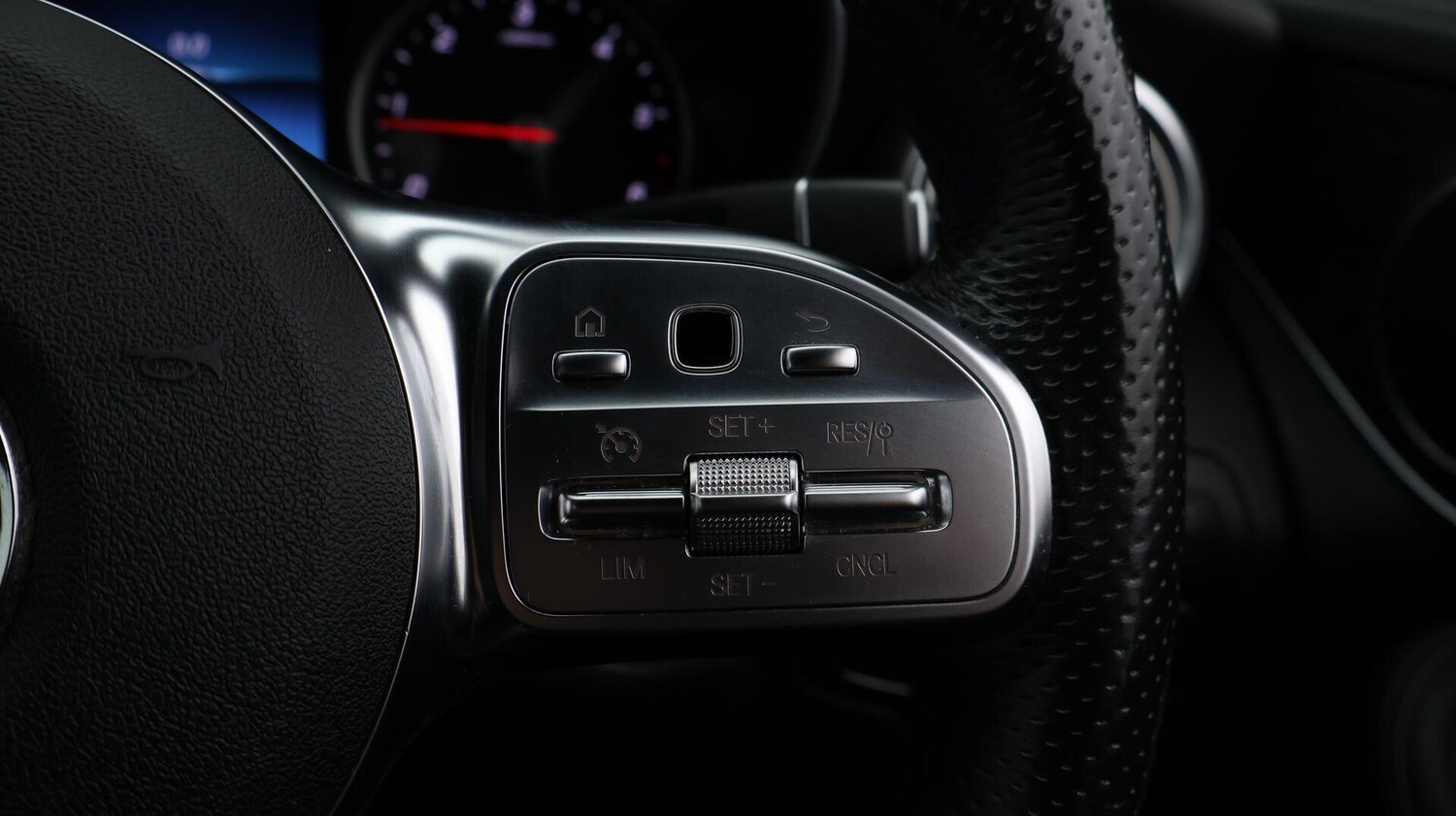 Used Mercedes-Benz GLC 2020 for sale - 76424257: Photo 25