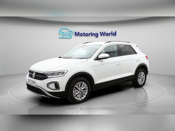 Used Volkswagen T-Roc 2023 for sale - 78801642: Photo
