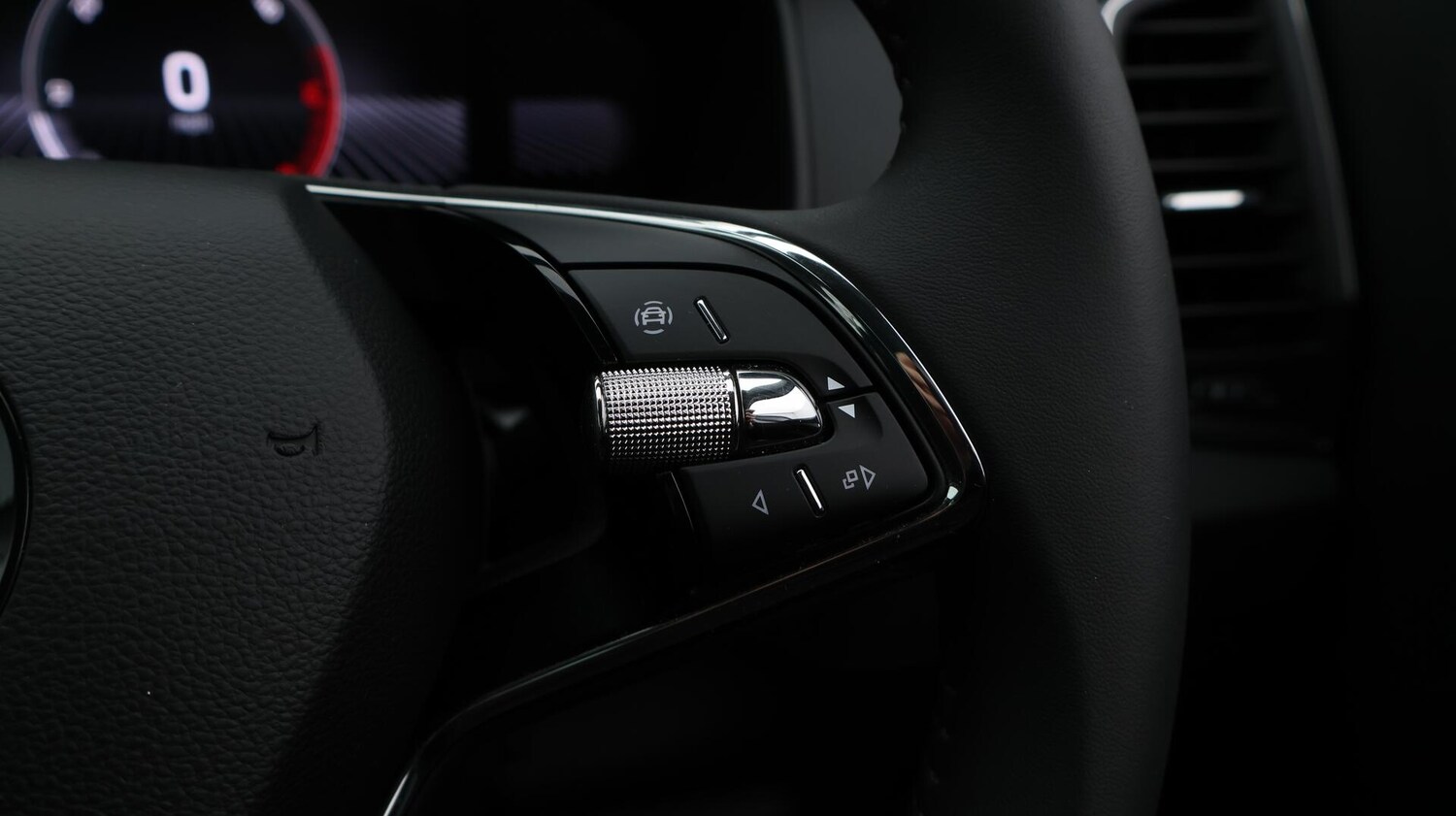 Used Skoda Karoq for sale - 76759615: Photo 26