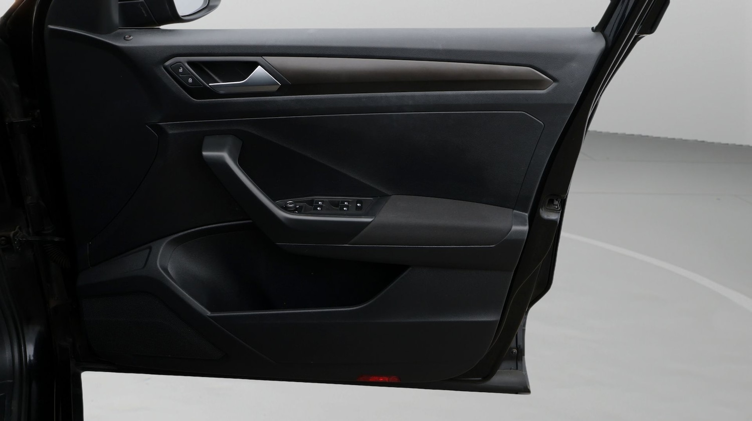 Used Volkswagen T-Roc 2019 for sale - 77605088: Photo 15