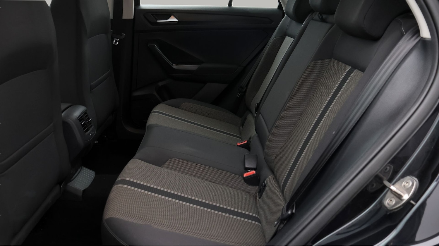 Used Volkswagen T-Roc 2019 for sale - 77605088: Photo 16