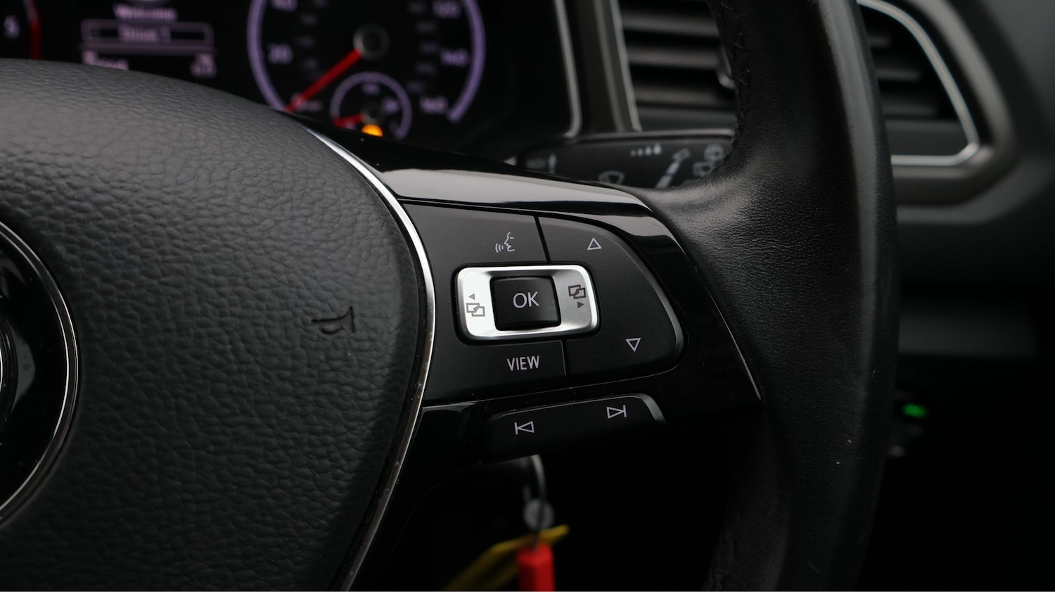 Used Volkswagen T-Roc 2019 for sale - 77605088: Photo 23