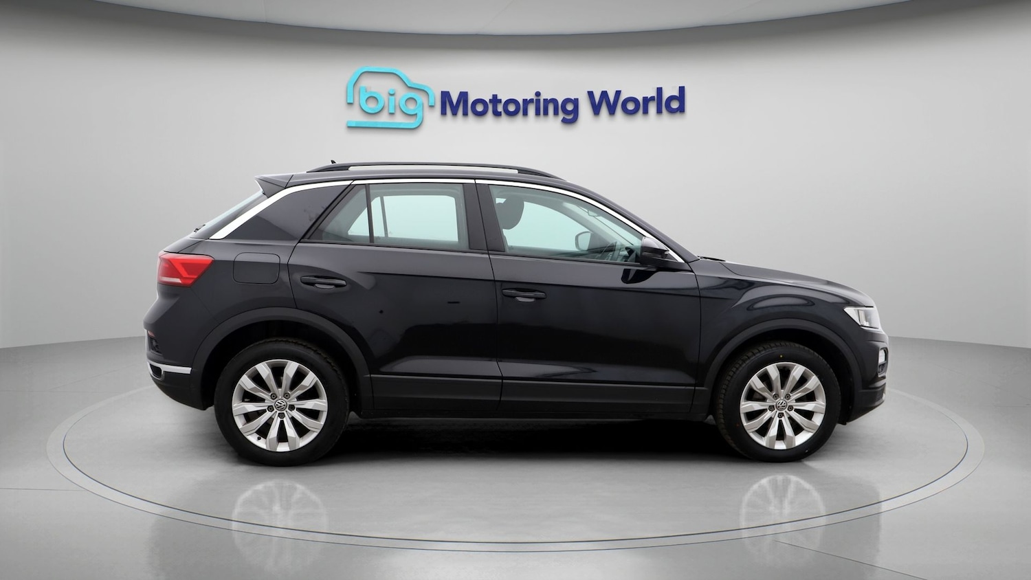 Used Volkswagen T-Roc 2019 for sale - 77605088: Photo 8