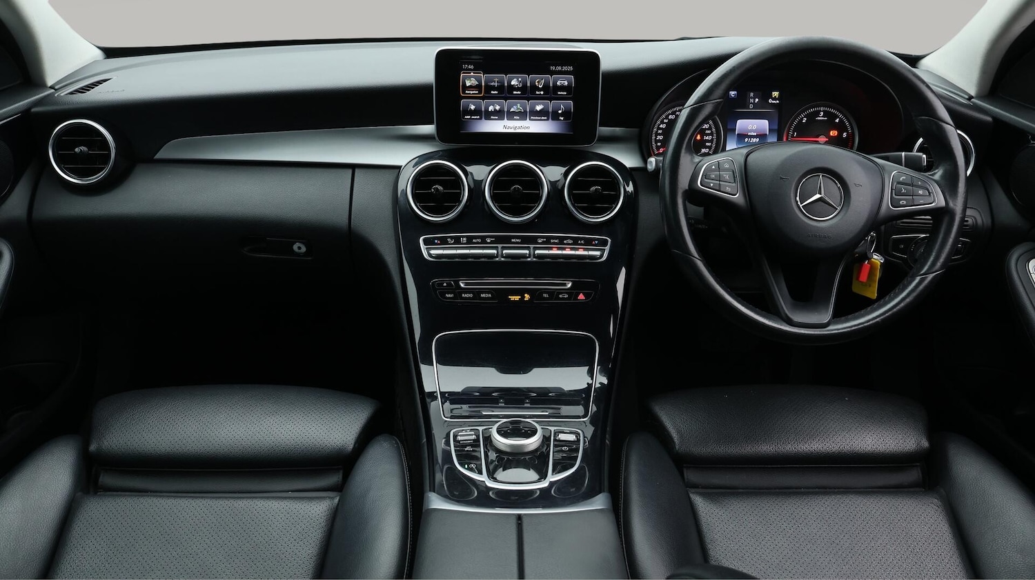 Used Mercedes-Benz C-Class 2018 for sale - 76109707: Photo 19