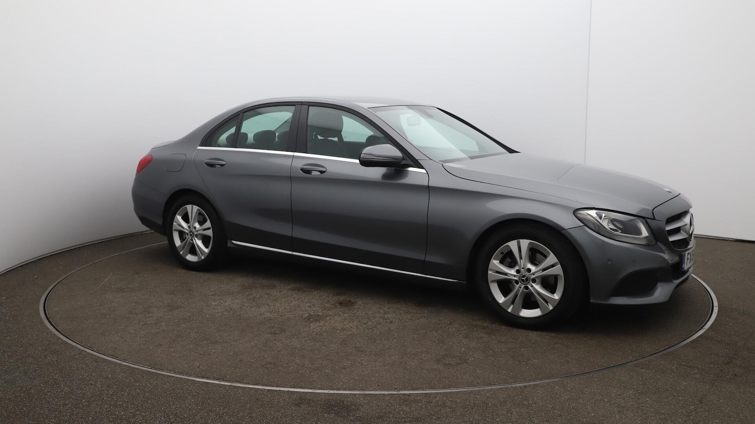 Used Mercedes-Benz C-Class 2018 for sale - 76109707: Photo 30