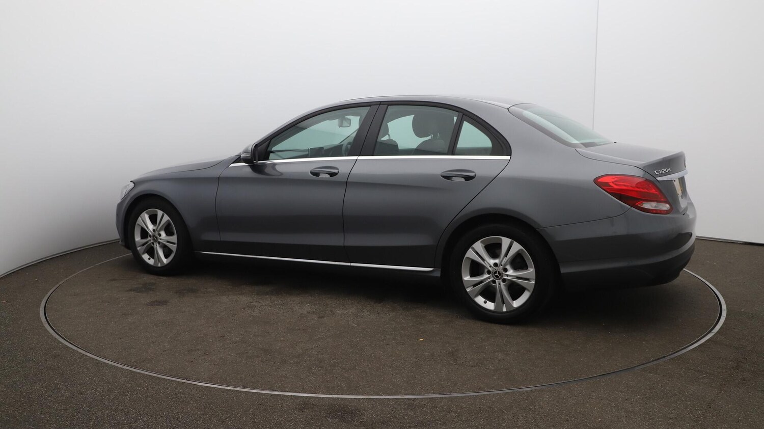 Used Mercedes-Benz C-Class 2018 for sale - 76109707: Photo 34