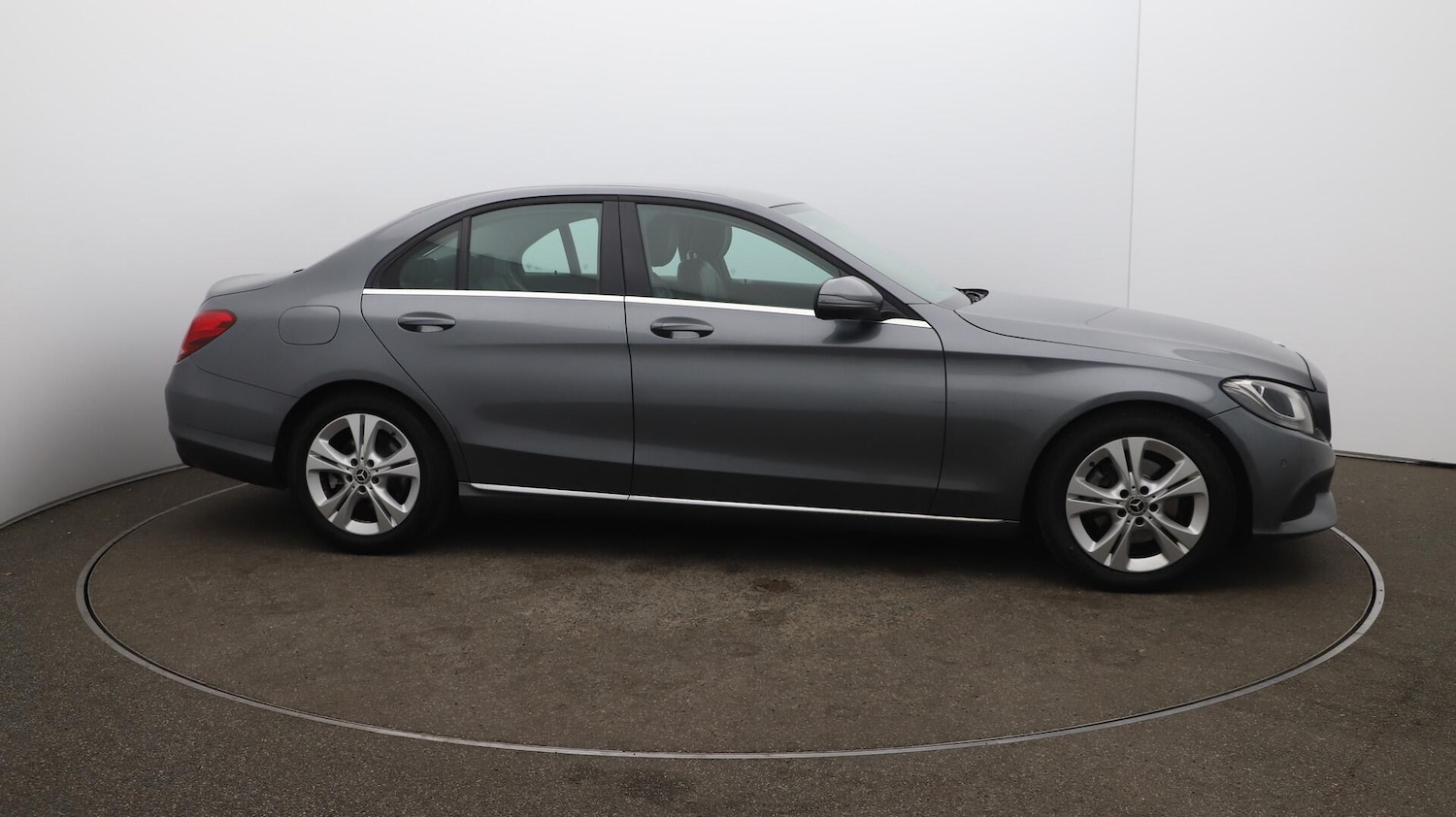 Used Mercedes-Benz C-Class 2018 for sale - 76109707: Photo 36