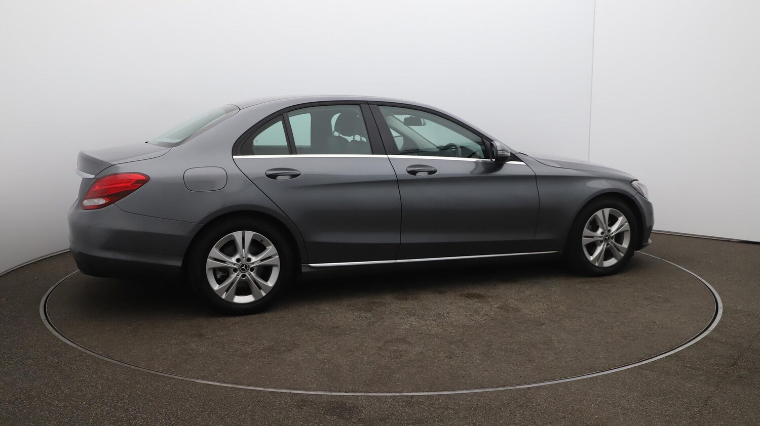 Used Mercedes-Benz C-Class 2018 for sale - 76109707: Photo 42