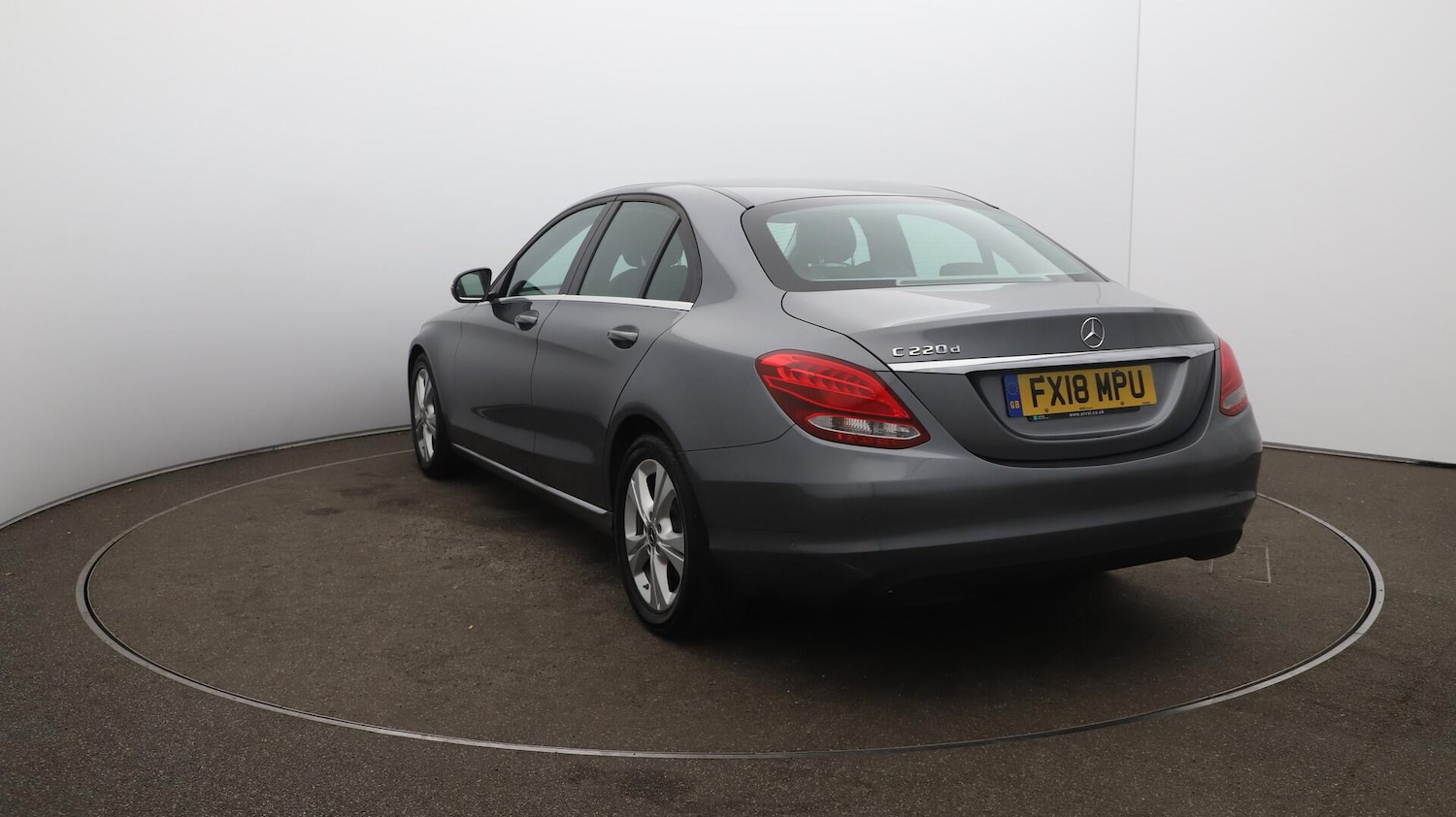 Used Mercedes-Benz C-Class 2018 for sale - 76109707: Photo 61