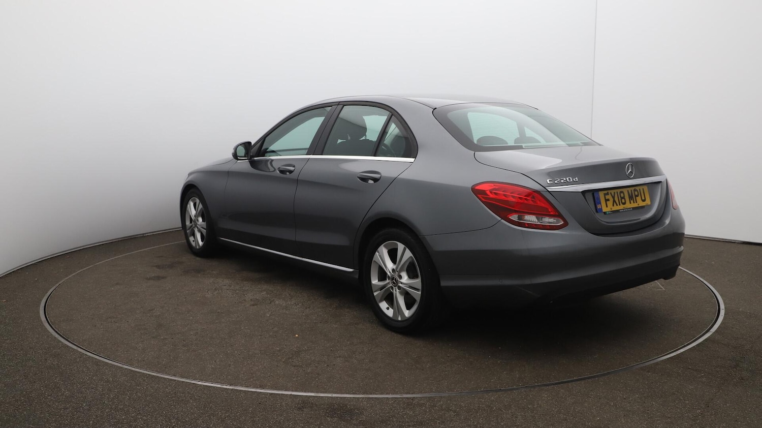 Used Mercedes-Benz C-Class 2018 for sale - 76109707: Photo 62
