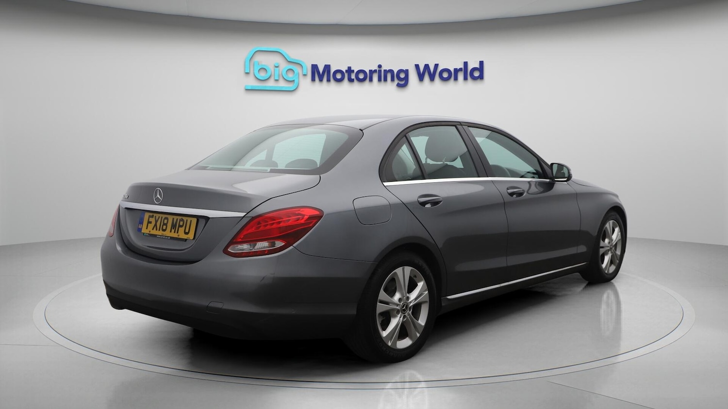 Used Mercedes-Benz C-Class 2018 for sale - 76109707: Photo 8