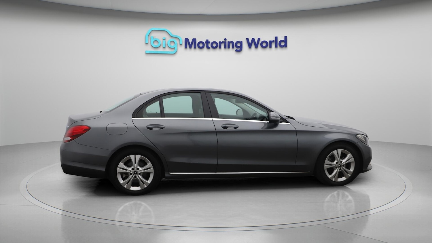 Used Mercedes-Benz C-Class 2018 for sale - 76109707: Photo 9