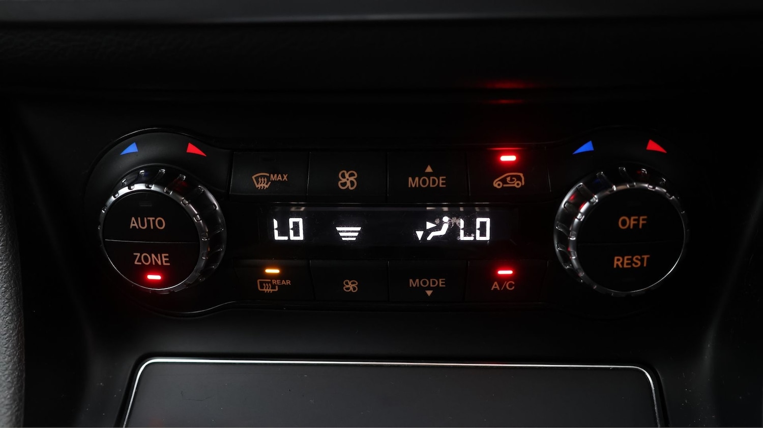 Used Mercedes-Benz CLA 2018 for sale - 77666141: Photo 12