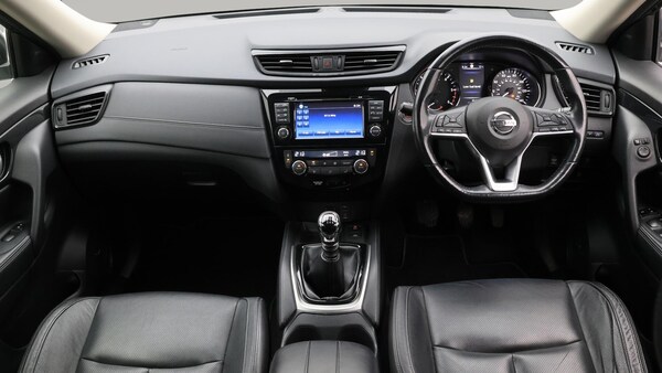 Used Nissan X-Trail for sale - 76284075: Photo 14