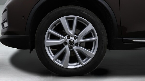 Used Nissan X-Trail for sale - 76284075: Photo 19