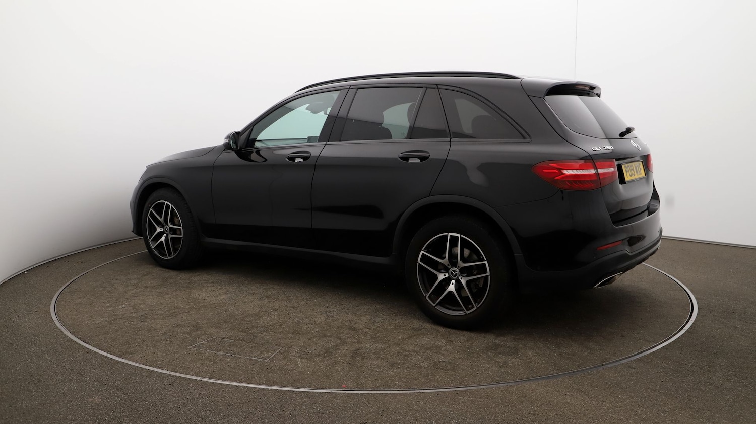 Used Mercedes-Benz GLC 2019 for sale - 76810379: Photo 32